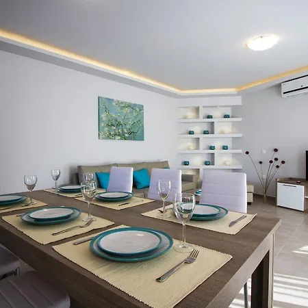 Enali Villa